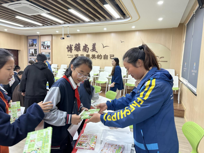绿色书香润心灵 品味阅读助反邪——浙江省萧山区开展反邪教宣传进校园活动561.png 绿色书香润心灵 品味阅读助反邪——浙江省萧山区开展反邪教宣传进校园活动561.png